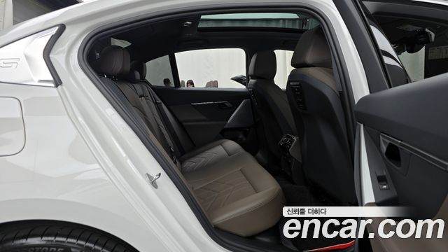 BMW 5-Series 520i