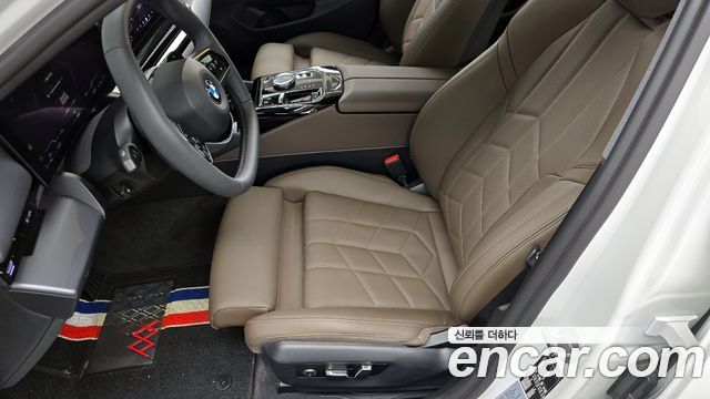 BMW 5-Series 520i