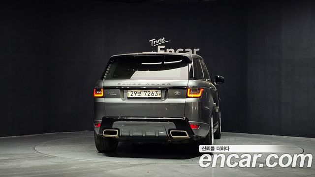 Land Rover Range Rover Sport 3.0 SDV6 HSE Dynamic