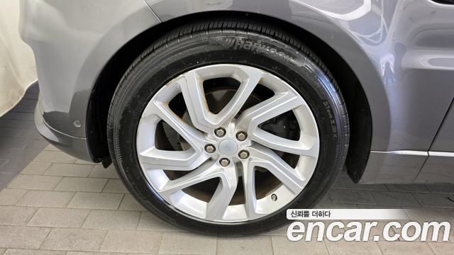 Land Rover Range Rover Sport 3.0 SDV6 HSE Dynamic