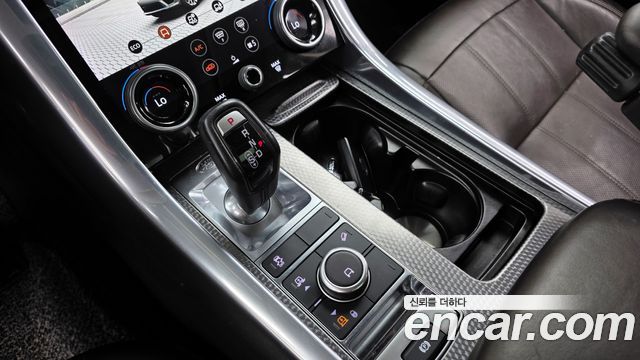 Land Rover Range Rover Sport 3.0 SDV6 HSE Dynamic