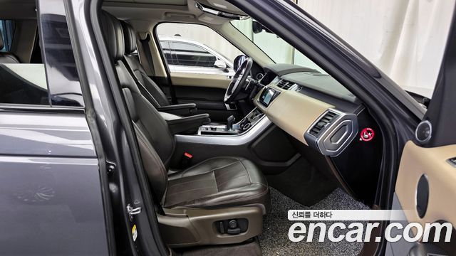 Land Rover Range Rover Sport 3.0 SDV6 HSE Dynamic