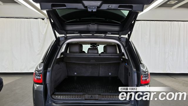 Land Rover Range Rover Sport 3.0 SDV6 HSE Dynamic
