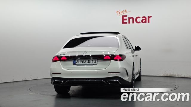 Mercedes-Benz E-Class E200 AMG Line