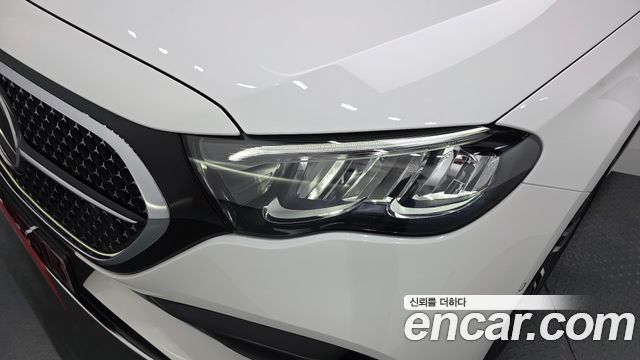 Mercedes-Benz E-Class E200 AMG Line