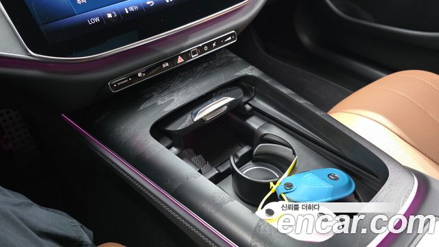 Mercedes-Benz E-Class E200 AMG Line