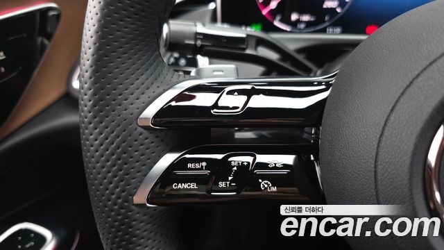 Mercedes-Benz E-Class E200 AMG Line