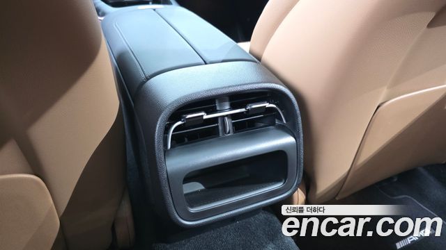 Mercedes-Benz E-Class E200 AMG Line