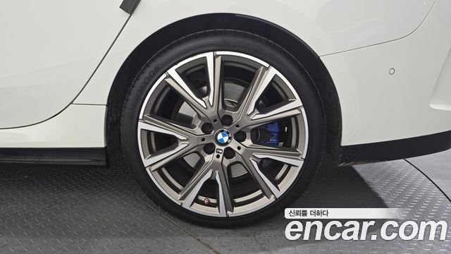 BMW 2-Series M235i xDrive