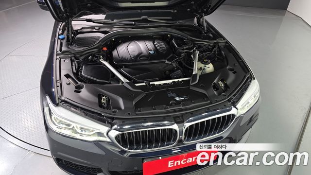 BMW 5-Series 520d M Sport Package Plus