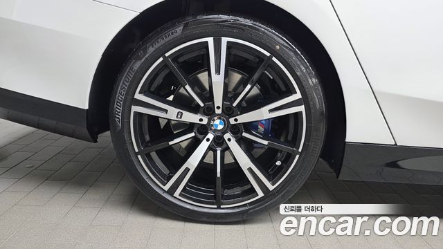 BMW 5-Series 530i xDrive M Sport