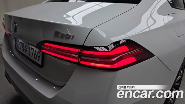 BMW 5-Series 530i xDrive M Sport