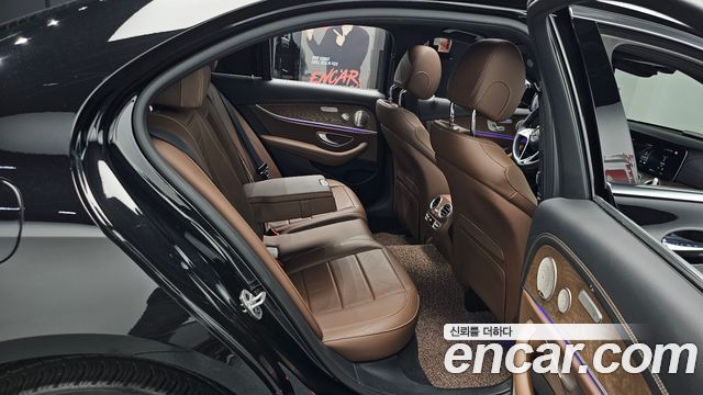 Mercedes-Benz E-Class E300e 4MATIC Exclusive