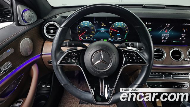 Mercedes-Benz E-Class E300e 4MATIC Exclusive