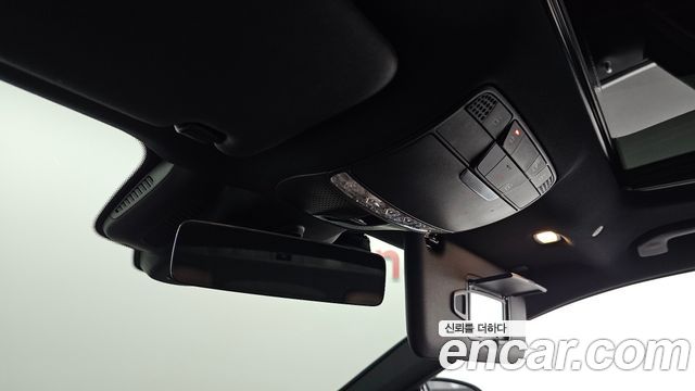 Mercedes-Benz E-Class E300e 4MATIC Exclusive