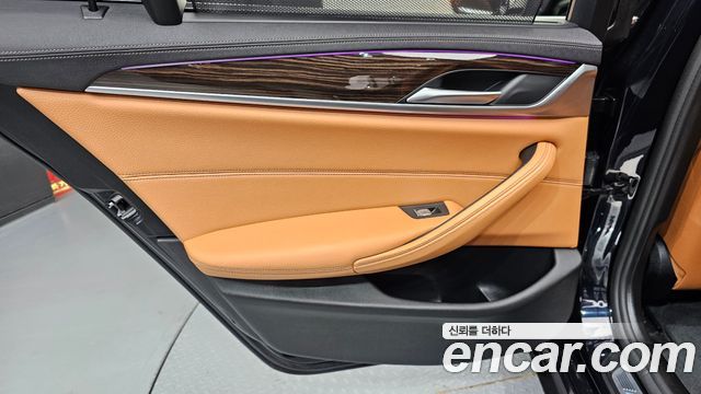 BMW 5-Series 520i M Sport