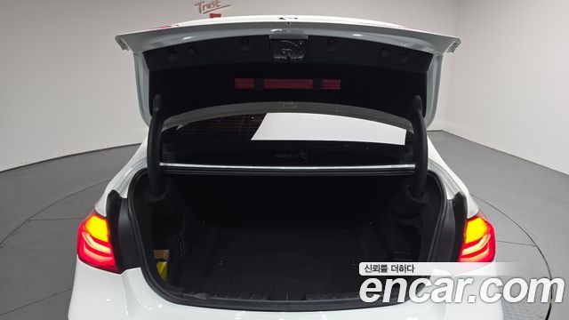 BMW 3-Series 330i M Sport
