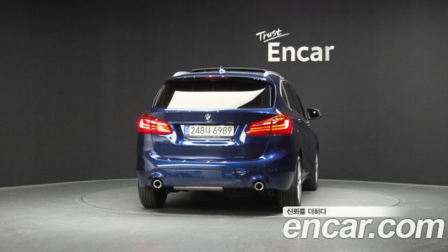 BMW 2-Series Advantage