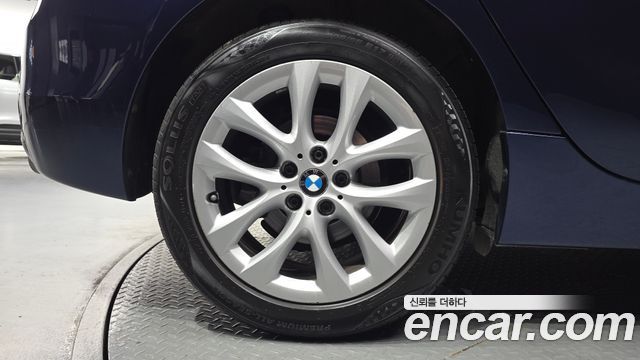 BMW 2-Series Advantage