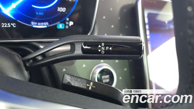 Mercedes-Benz EQE EQE350+