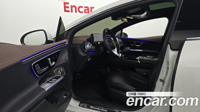 Mercedes-Benz EQE EQE350+