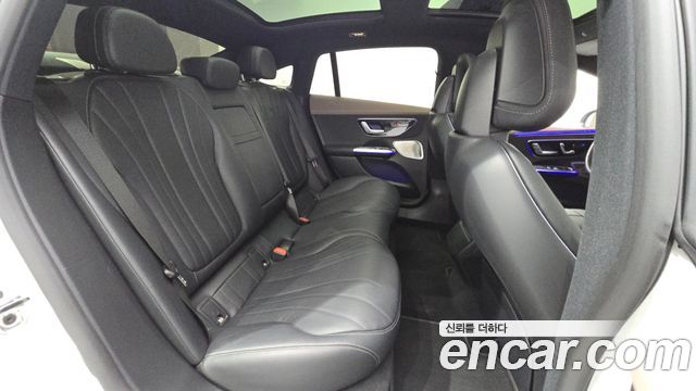Mercedes-Benz EQE EQE350+