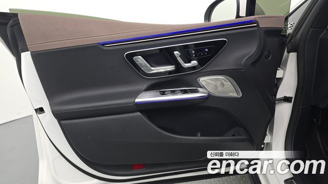 Mercedes-Benz EQE EQE350+
