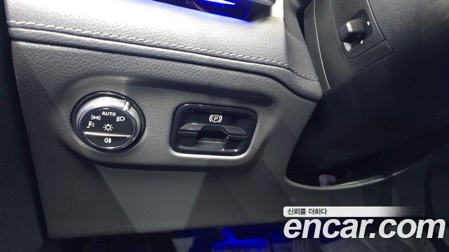 Mercedes-Benz EQE EQE350+