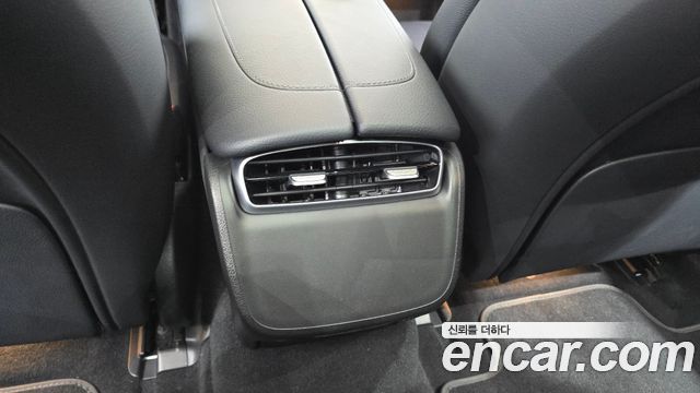 Mercedes-Benz EQE EQE350+