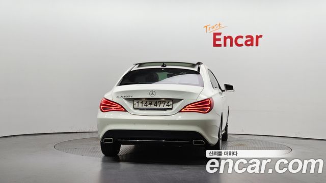 Mercedes-Benz CLA-Class CLA200 d