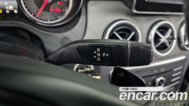 Mercedes-Benz CLA-Class CLA200 d