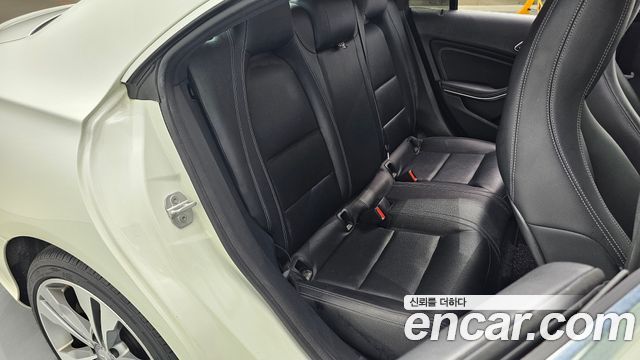 Mercedes-Benz CLA-Class CLA200 d