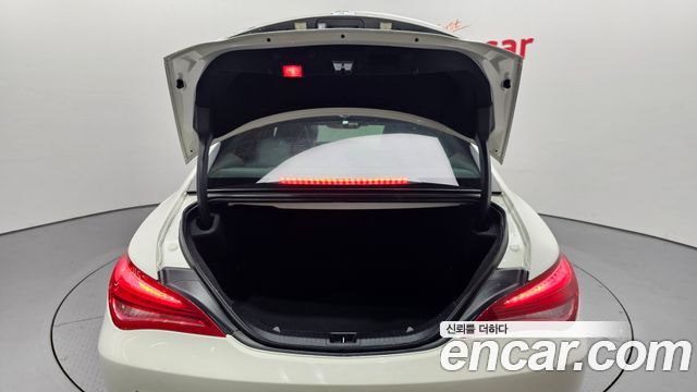 Mercedes-Benz CLA-Class CLA200 d