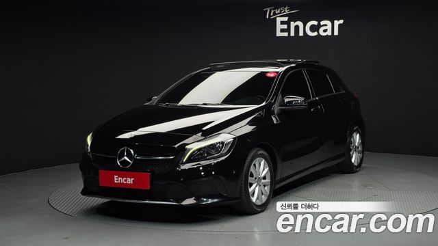 Mercedes-Benz A-Class A200