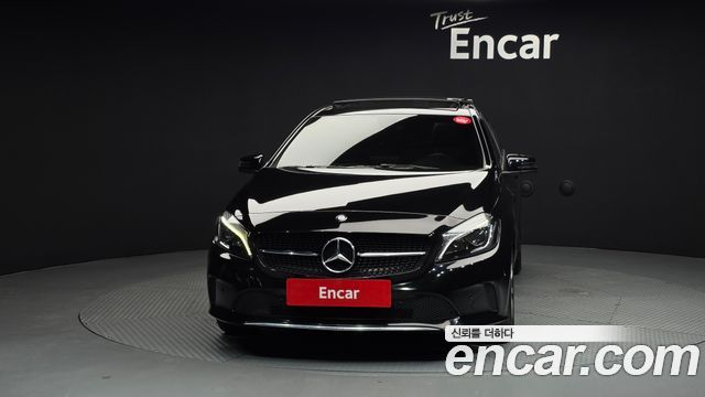Mercedes-Benz A-Class A200