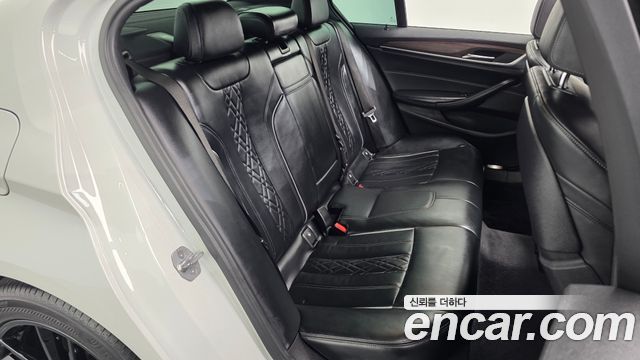 BMW 5-Series 520d M Sport Package Plus