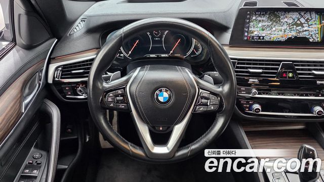 BMW 5-Series 520d M Sport Package Plus