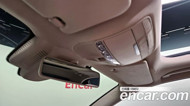 Mercedes-Benz E-Class E300 4MATIC Exclusive