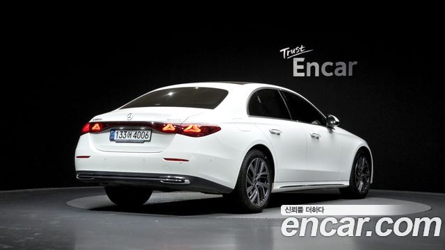Mercedes-Benz E-Class E220d 4MATIC Exclusive