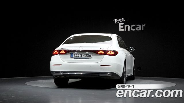 Mercedes-Benz E-Class E220d 4MATIC Exclusive