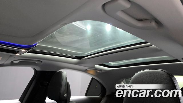 Mercedes-Benz E-Class E220d 4MATIC Exclusive