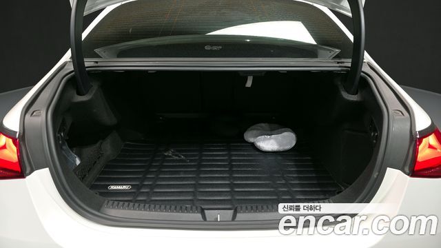 Mercedes-Benz E-Class E220d 4MATIC Exclusive