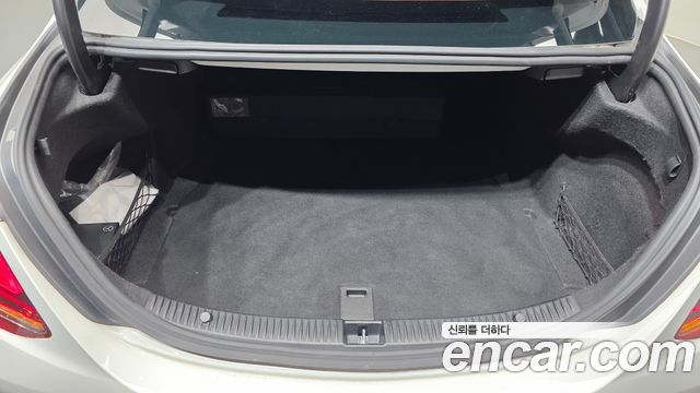 Mercedes-Benz C-Class C200