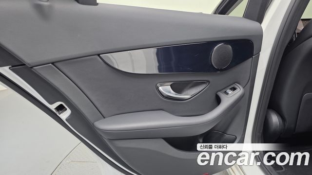 Mercedes-Benz C-Class C200