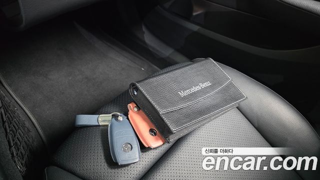 Mercedes-Benz C-Class C200