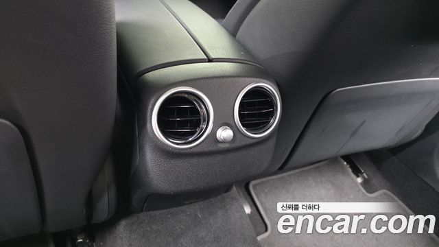 Mercedes-Benz C-Class C200