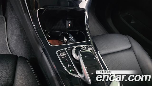 Mercedes-Benz C-Class C200