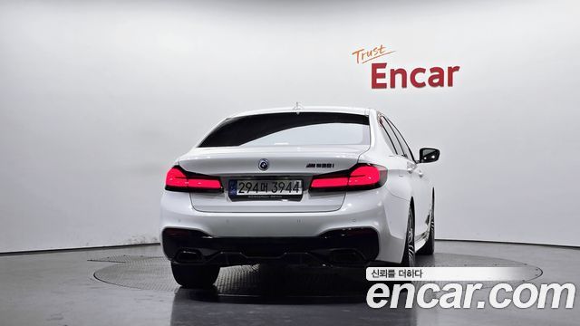 BMW 5-Series 530i M Sport Package Plus