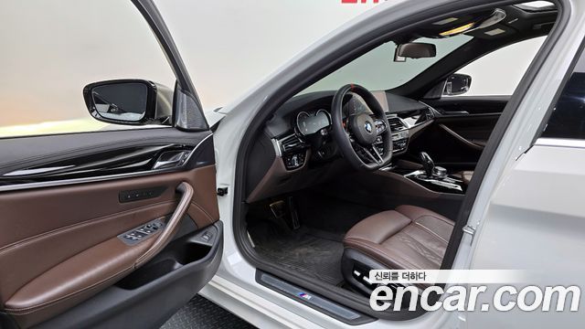 BMW 5-Series 530i M Sport Package Plus