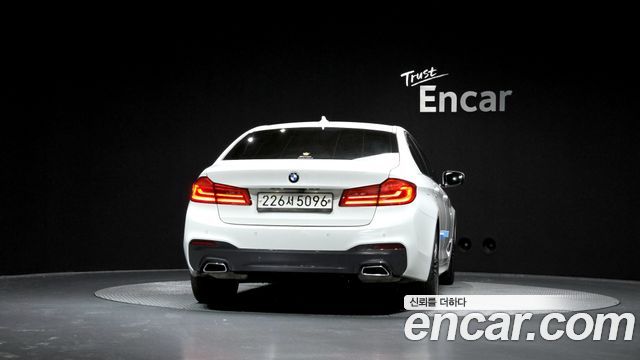 BMW 5-Series 520d M Sport Package Plus